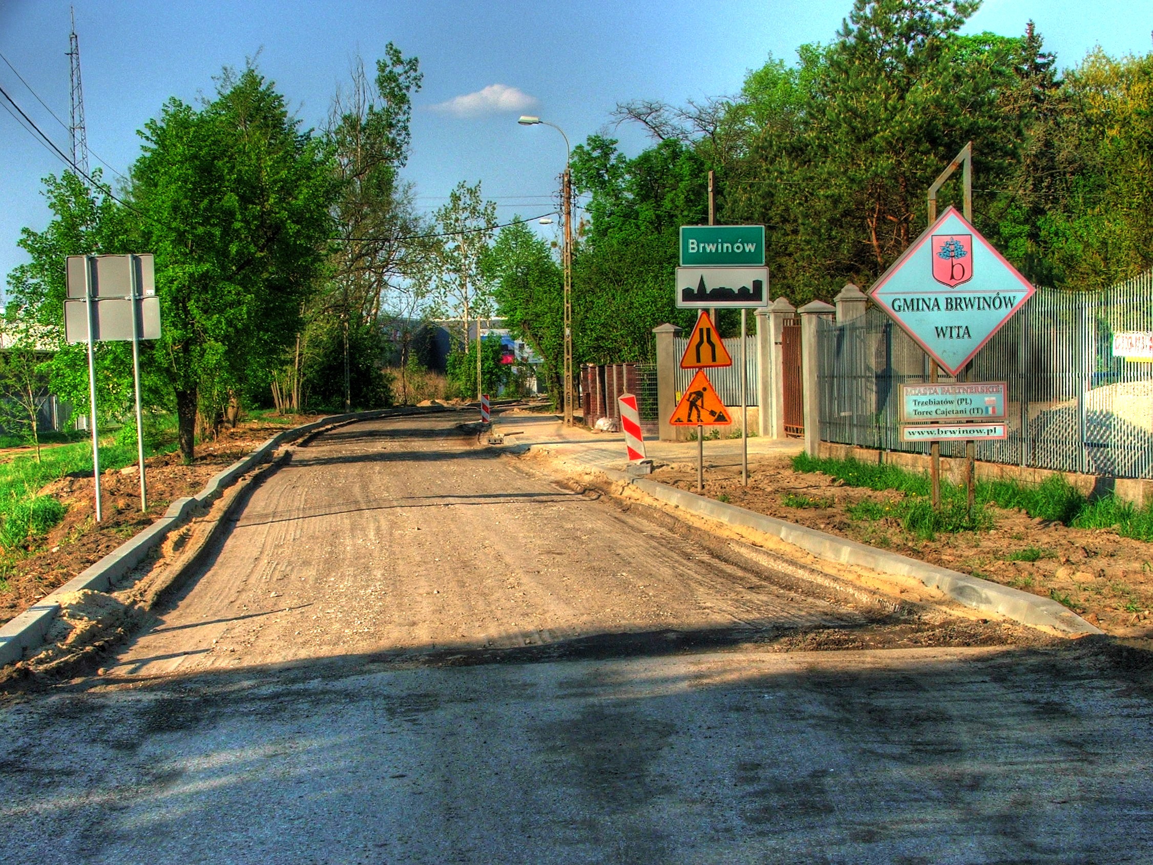 Zobacz obrazek Galeria Brwinów (3 maja Galeria Brwinów